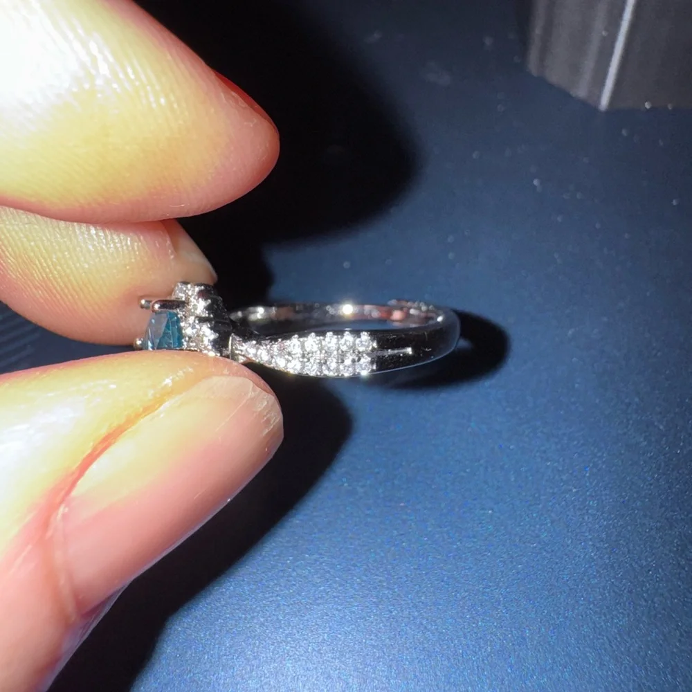 Elegant Silver and Blue Women's Ring Zircon